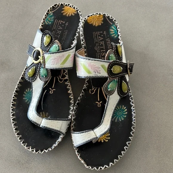 Gently worn womens size 35 L’Artiste sandals - Picture 1 of 5